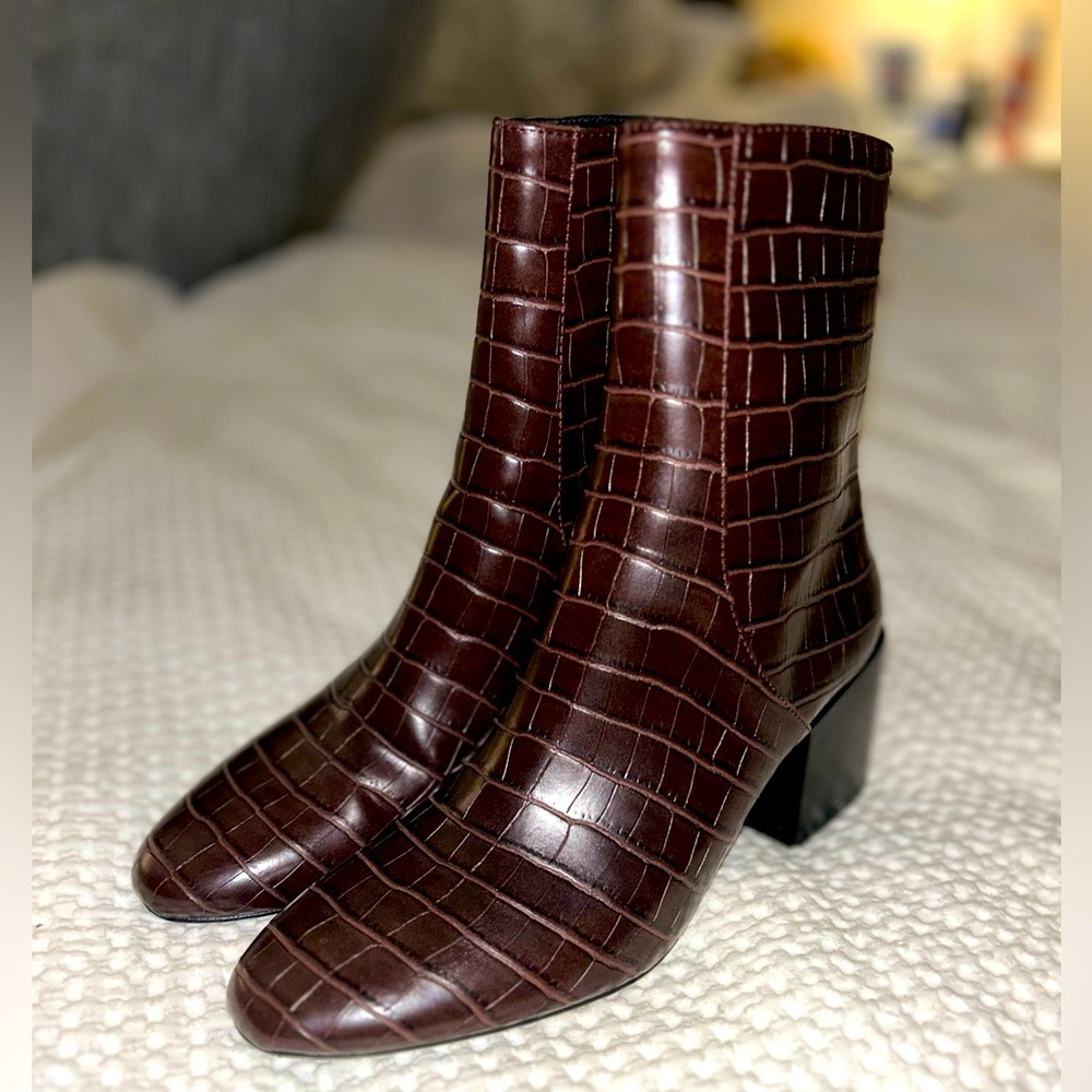 Zara boots Maroon